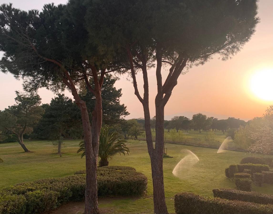 L' Appart Du Golf Saint-Cyprien  Exterior foto